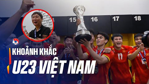 U23 Việt Nam ca vang 'Như có bác Hồ trong ngày vui đại thắng' trong phòng thay đồ