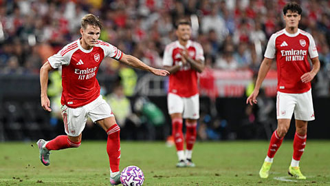 Trực tiếp Arsenal 0-1 Tottenham: Pháo thủ nỗ lực tìm bàn thắng