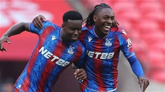 Arsenal, Newcastle và Liverpool 'xâu xé' Crystal Palace
