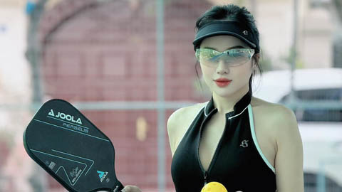 Loan Barbie gây thương nhớ ở sân pickleball
