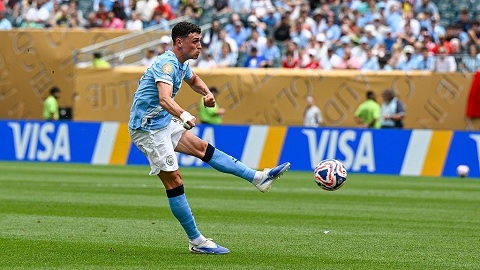 Phil Foden: 'Tôi cần chuộc lỗi trong mùa này'