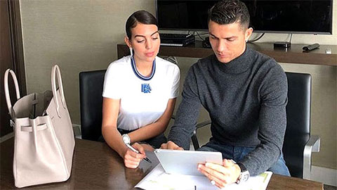 Lộ hợp đồng tiền hôn nhân của Ronaldo