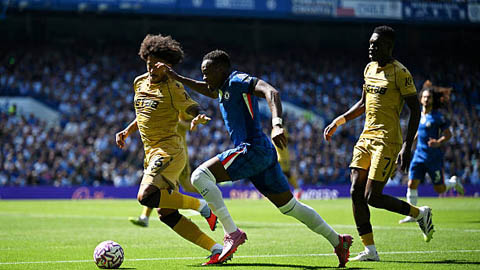 Trực tiếp Chelsea 0-0 Crystal Palace: Bàn thắng sút phạt của Eze bị VAR từ chối