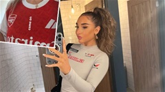 Huyền thoại MU bắt con gái bỏ áo đấu của Arsenal
