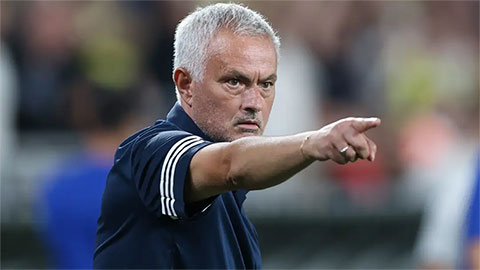 Jose Mourinho đón học trò mới