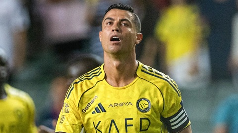 Số phận trêu ngươi Ronaldo