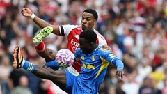 Trực tiếp Arsenal 1-0  Leeds: Odegaard bất đắc dĩ rời sân