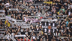 Nghịch lý Serie A: Nợ chồng chất, nhưng khán giả vẫn đông kỷ lục 