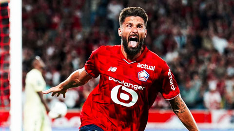 Cựu trung phong của Arsenal gây sốt với bàn thắng kinh điển
