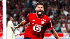Cựu trung phong của Arsenal gây sốt với bàn thắng kinh điển