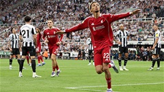 Liverpool vớ được 'cục vàng' Ekitike