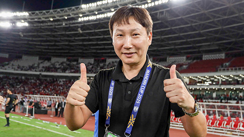HLV Kim Sang Sik: ‘U23 Việt Nam mong chờ những khán đài rực sắc đỏ cờ Tổ quốc’