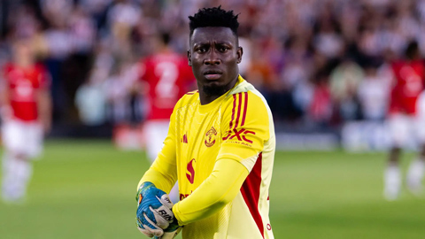 Onana mắc sai lầm kép, fan MU nổi giận gọi là 'thảm họa lịch sử'
