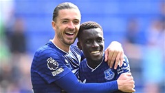 Jack Grealish chạy tít ở Everton