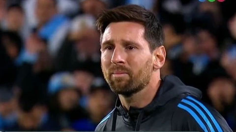 Lionel Messi bật khóc trong khoảnh khắc xúc động trước trận gặp Venezuela