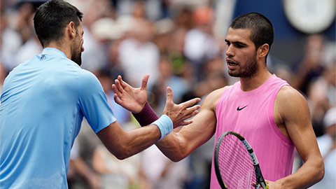 Alcaraz đánh bại Djokovic, vào chung kết US Open: Kết thúc một kỷ nguyên