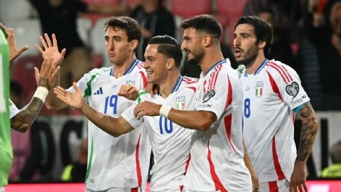 Italia của Gattuso hoang dã và còn đầy khuyết điểm