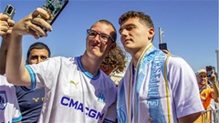 Pavard yêu Marseille từ bé