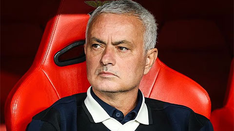 Jose Mourinho bất ngờ trở lại Porto 
