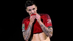 Fan MU chê Sesko còn tệ hơn Antony
