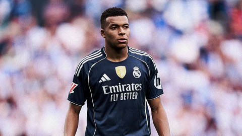 Kylian Mbappe bị chê bất bình thường ở một điểm