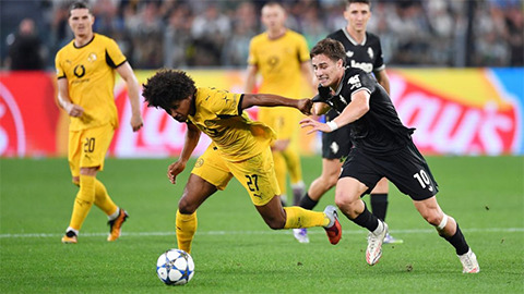 Yildiz tái hiện bàn thắng của Del Piero