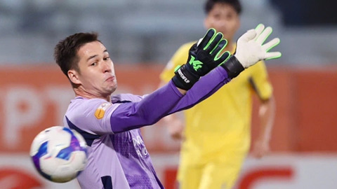 Nguyễn Filip sau sai lầm chơi chân, chuyên gia đưa ra lời khuyên