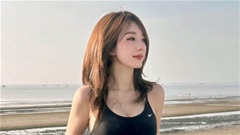 Fan ngỡ ngàng trước thần thái '10 điểm" của nữ runner xinh đẹp 