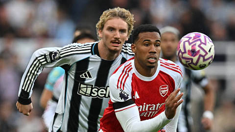 Tường thuật Newcastle 1-2 Arsenal
