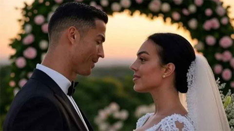 Cristiano Ronaldo vung tiền tổ chức đám cưới tốn kém nhất thế kỷ