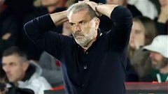 Ange Postecoglou bị la ó khi trở thành HLV tệ nhất thế kỷ