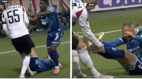 Pha câu giờ siêu dị trong trận Legia Warsaw vs Samsunspor