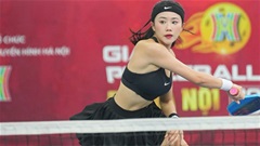 Hot girl Bình 'Gấu' đập pickleball kinh hồn bạt vía, fan lo cho… chồng tương lai