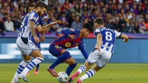 Barca: Chấn thương của Olmo là cơ hội của thần đồng gốc Philippines