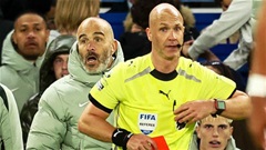 Maresca giải thích lí do ăn mừng như Mourinho rồi nhận thẻ đỏ