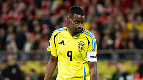 99% Isak, Gyokeres ngồi nhà xem World Cup 2026