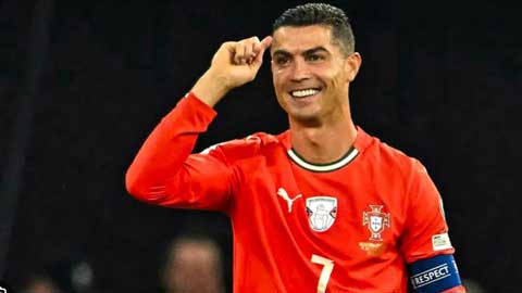 Ronaldo lập cú đúp vào lưới Hungary, phá kỷ lục mọi thời đại ở vòng loại World Cup