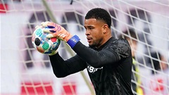 MU nhắm đến thủ môn phá kỷ lục Bundesliga