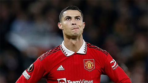 Ronaldo không dám nhắn tin với đồng đội cũ tại MU
