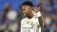 Vinicius đã học được 'kỹ năng rê bóng qua các thẻ phạt'