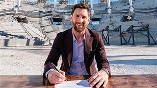 VIDEO Ấn tượng với địa điểm tổ chức lễ ký kết gia hạn hợp đồng của Messi với Inter Miami