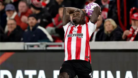 'Thánh ném biên' của Brentford gây tranh cãi ở trận thắng Liverpool