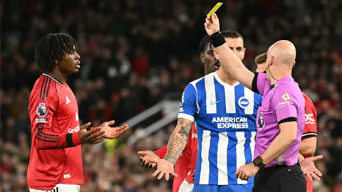 Vì sao Patrick Dorgu không bị đuổi ở trận MU thắng Brighton?