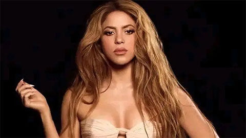 Shakira bị 'người tình 80 tuổi' cáo buộc lừa đảo