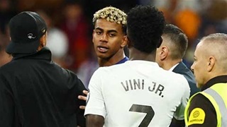 Lamine Yamal và bài học đầu đời: Barca vào cuộc ‘chỉnh đốn’ viên ngọc quý