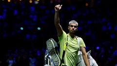 Alcaraz bị loại ngay vòng 1 Paris Masters, đối diện nguy cơ mất vị trí số một