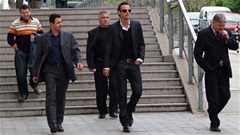  Cựu sao MU có trải nghiệm hãi hùng