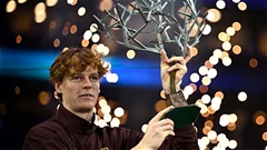 Jannik Sinner lên ngôi Paris Masters: Nhà vua mới của làng quần vợt đã trở lại