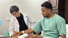 ‘ĐT Việt Nam cần kiên nhẫn với Xuân Son’