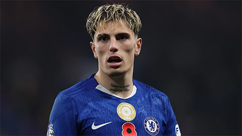 Enzo Maresca chỉ trích cách MU hành xử với Garnacho